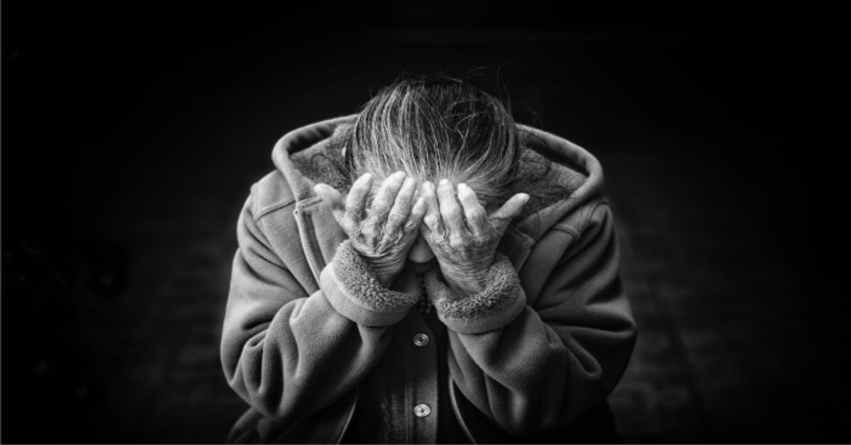 Alzheimer’s Disease: Symptoms and Treatments